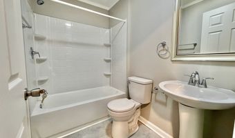 110 Cook St, Alexandria, IN 46001