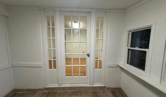 153 Saint Peter St, Biloxi, MS 39530
