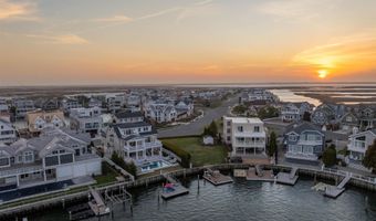 19 Sea Gull Dr, Avalon, NJ 08202