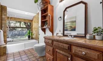 925 Old Farm Ln, Aptos, CA 95003