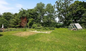 71 Eagle Peak Rd, Brookfield, VT 05060