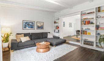 73733 Superior St, South Haven, MI 49090