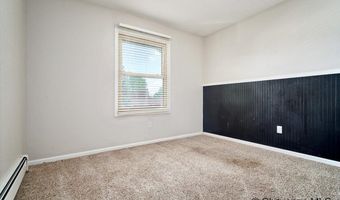 800 EVERGLADE Dr, Cheyenne, WY 82001