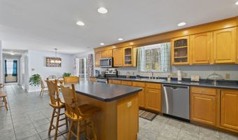 126 Carpenter Hill Rd, Alfred, ME 04002