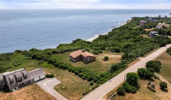 1035 Mohegan Trl, Block Island, RI 02807