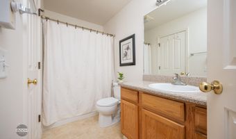 1532 Moss Creek Ave, Anchorage, AK 99507