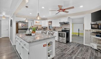 813 Barnes St, Albion, MI 49224
