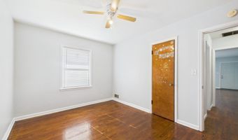 916 Alhambra Dr, Anderson, IN 46012