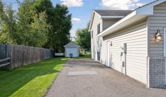10555 56th St NE, Albertville, MN 55301