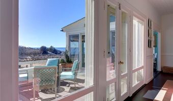 6 Price's Cove Ave, Newport, RI 02840