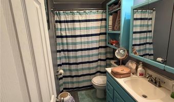 798 Lake Viking Ter, Altamont, MO 64620