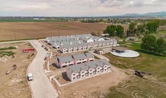 5590 Trueman St #F, Chubbuck, ID 83202