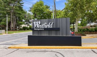 7525 SPRING LAKE Dr #C2, Bethesda, MD 20817