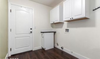 10058 Saint Augustine St, Las Vegas, NV 89183