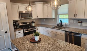 139 Frank Dr, Allen, PA 18067