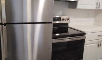 5 VILLAGE Way D-6, Alloway, NJ 07462