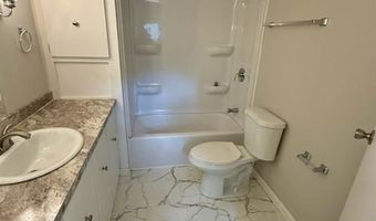 4 Lane B Ln, Coventry, RI 02816