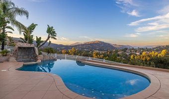 338 Galloway Valley Ct, Alpine, CA 91901