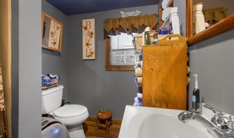 238 Swan Lake Ave, Belfast, ME 04915