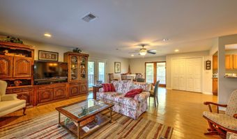 39 Harrison Rd, Bay St. Louis, MS 39520