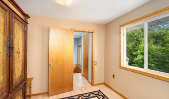 5084 Woodland Ave, Bagley, MN 55803