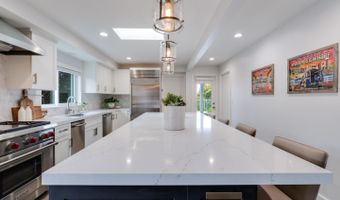 129 Santa Cruz Ave, Aptos, CA 95003