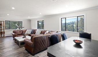 875 White Cottage Rd N, Angwin, CA 94508