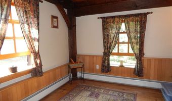 82 Breezy Hill Rd, Bradford, NH 03221