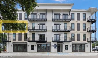124 Court St, Bay St. Louis, MS 39520