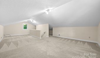 5 Parker Rd, Asheville, NC 28803