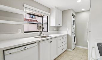 3693 Avocado Village Ct 198, La Mesa, CA 91941