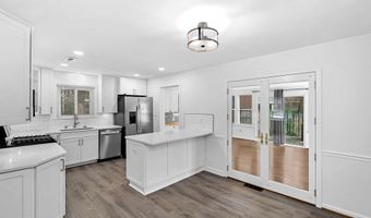 7408 MASONVILLE Dr, Annandale, VA 22003