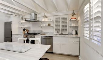 3522 P St NW, Washington, DC 20007