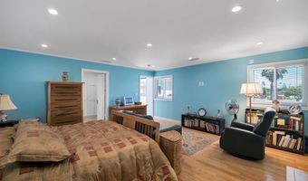 5858 Abernathy Dr, Los Angeles, CA 90045