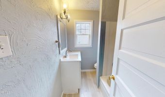 2216 4th St, Altoona, PA 16601