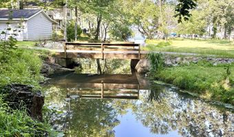 320 110 Ln, Hamilton, IN 46742
