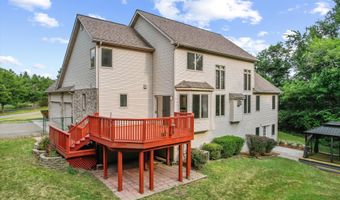 4055 Pontiac Trl, Ann Arbor, MI 48105