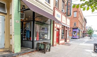 197 Lark St, Albany, NY 12210