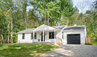 35 New St, Sharon, CT 06069