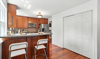 3075 Glen Knolls Ct, Alpharetta, GA 30022