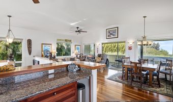 654 Kaupakalua Rd, Haiku, HI 96708
