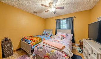 2089 Pike Pond Rd, Alford, FL 32420