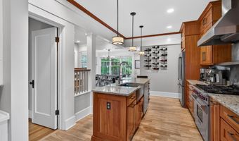 571 Providence St, Albany, NY 12208