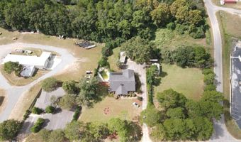 240 Whittle Cir, Ashburn, GA 31714