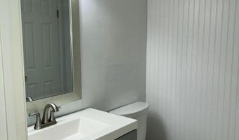 1 Southwest Way, Albany, NY 12205
