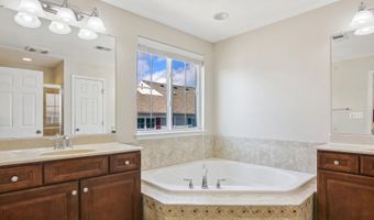 24650 CARIBOU Sq, Aldie, VA 20105