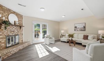 1270 CADDIE Dr, Arnold, MD 21012