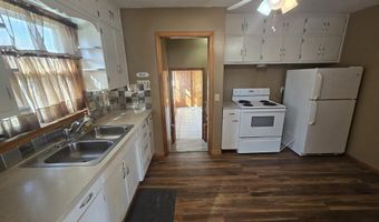 1902 High St, Beatrice, NE 68310