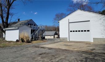 1282 Greenwich Ave, Warwick, RI 02886