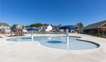 821 York, Acworth, GA 30102